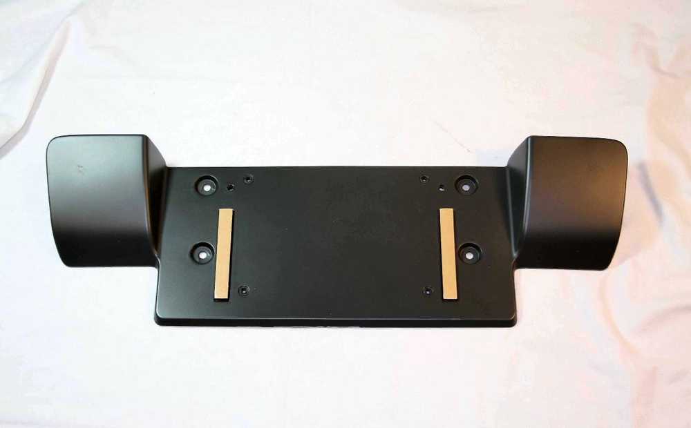 BMW Z3 Galinis buferis numerio laikiklis originalus 51128398770