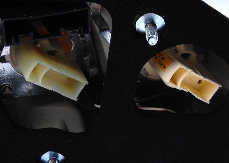 BMW Z4 E85 Heckleuchte Dešinė Originalus 63217165728