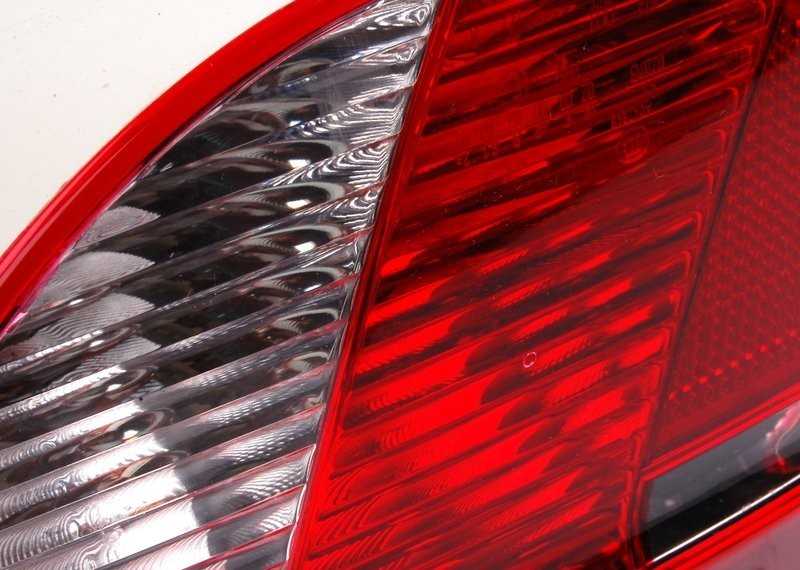 BMW Z4 E85 Heckleuchte Dešinė Originalus 63217165728
