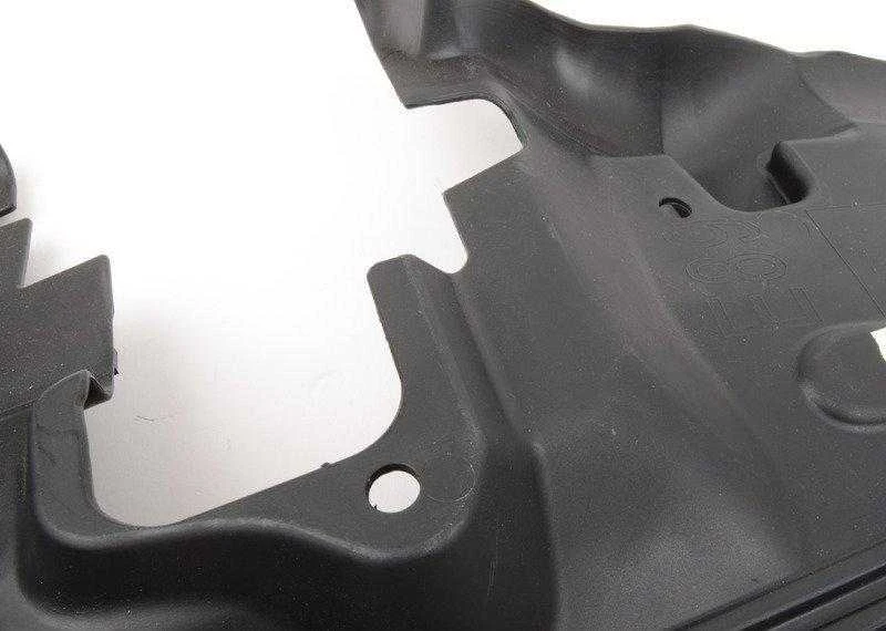 Bmw Z4 E89 Oro kanalas kairėje pusėje originalus 51747192198