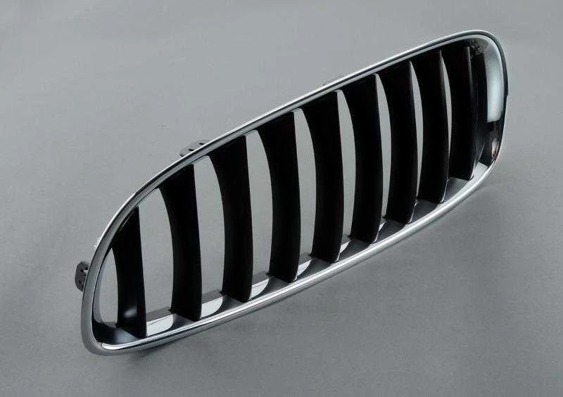 BMW Z4 E89 priekinė kairės pusės radiatoriaus grotelė Originali 51137191509