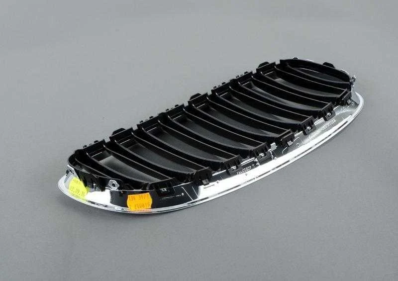 BMW Z4 E89 priekinė kairės pusės radiatoriaus grotelė Originali 51137191509