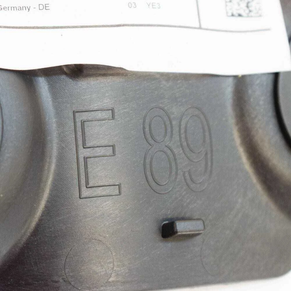 BMW Z4 E89 Priekinis Dešinysis Arkos Dangtis 51717149450 7149450 ORIGINALUS NAUJAS