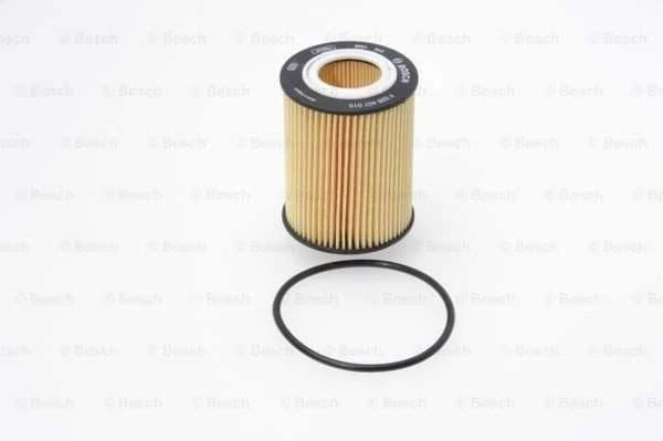 BOSCH alyvos filtras F026407015 01V409057