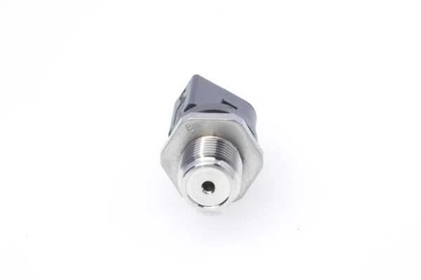 BOSCH degalų slėgio jutiklis 0281002942 A0071530228