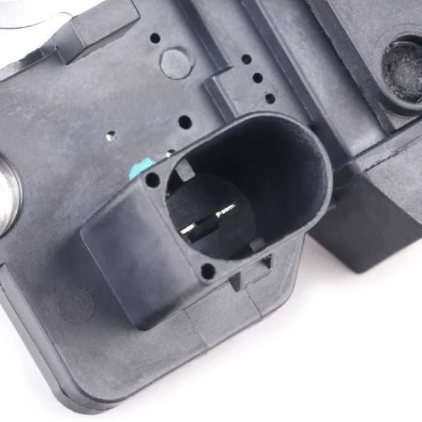 BOSCH generatoriaus reguliatorius 1986AE0131 A0031549806
