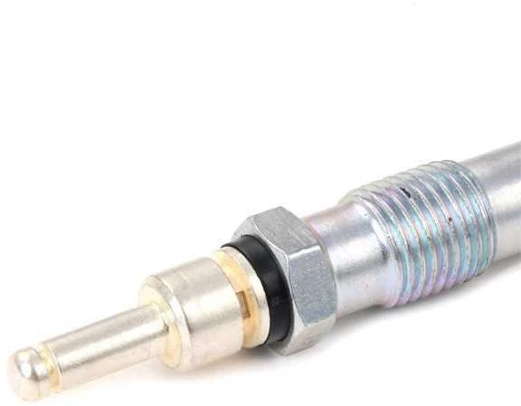 Bosch Kaitinimo Kištukas Mercedes Benz E Klase W124 S124 C Klase W202 S202 0001588301 0001588302 0001588303