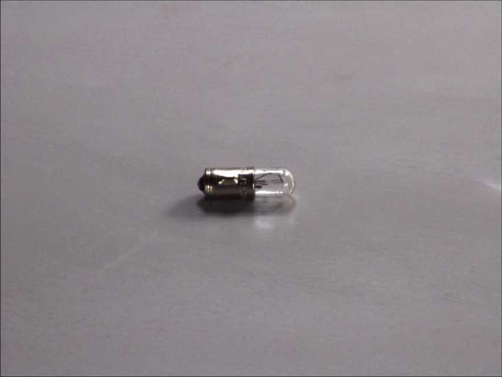 BOSCH lemputė 1987302224 Z0430122