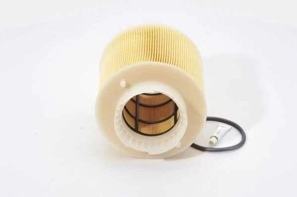 BOSCH oro filtras "Audi A6" F026400028 059133843B
