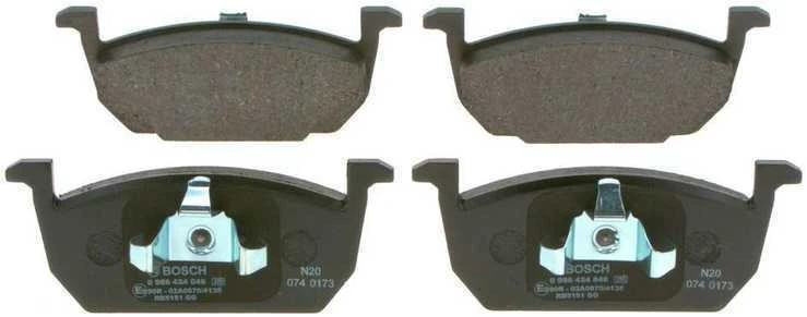 BOSCH stabdžių trinkelių rinkinys 0986424846 2Q0698151AA