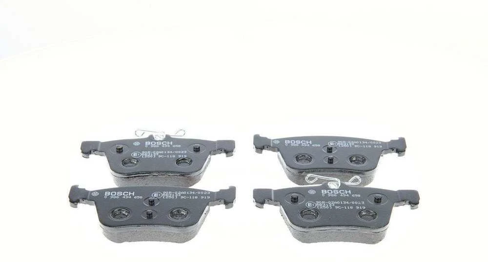 BOSCH stabdžių trinkelių rinkinys 0986494658 3Q0698451AA