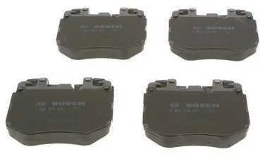 Bosch Stabdžių trinkelių rinkinys BMW 7 730d 730d xDrive 740d xDrive 750d xDrive 35 36 37 38 39 67 68 69 70 71 72 73 74 75 76 77 78 79 80 81 82 83 84 85 86 87 88 89 90 91 92 93 94 95 96 97 98 99