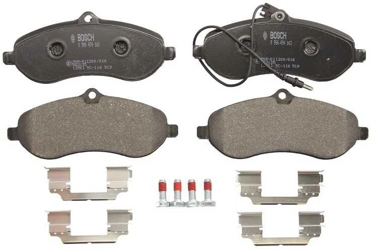 BOSCH stabdžių trinkelių rinkinys, diskinis stabdys 0986494163 A0004200305