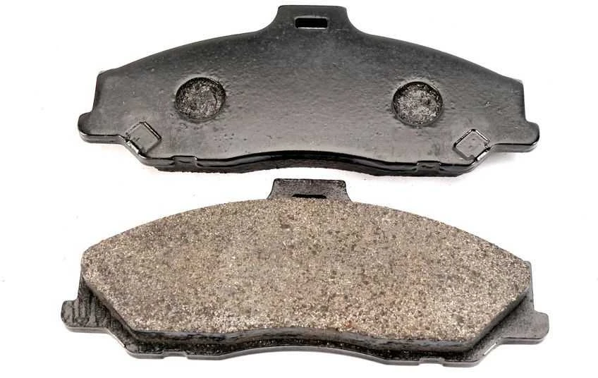 BOSCH stabdžių trinkelių rinkinys, diskinis stabdys 0986424720 UJY63323Z