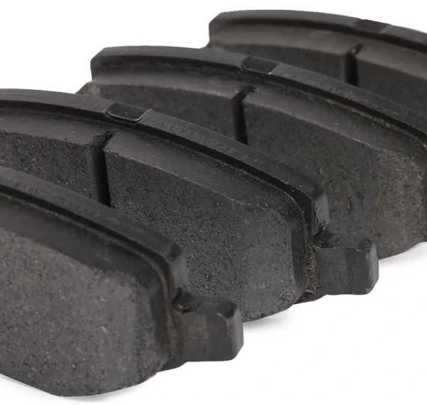 BOSCH stabdžių trinkelių rinkinys, diskinis stabdys 0986494706 GDB4145