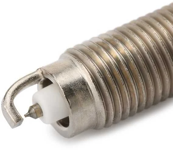 BOSCH uždegimo žvakė 0242140528 03H905600A