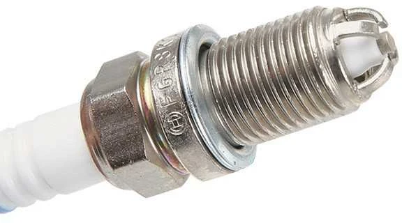 BOSCH uždegimo žvakė 0242229648 01V409057