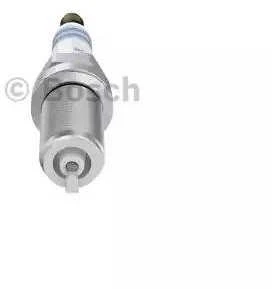 BOSCH uždegimo žvakė 0242240715 22401AA670