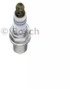 BOSCH uždegimo žvakė 0242240715 22401AA670