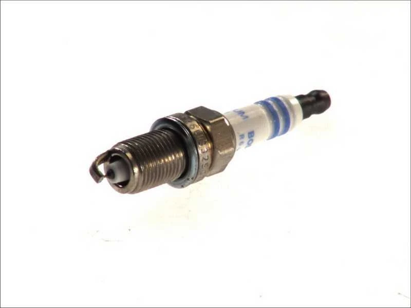 Bosch Uždegimo Žvakė AUDI A8 D2 D3 CHEVROLET Aveo Cruze HONDA Accord Civic SEAT Ibiza Leon SKODA Octavia FABIA VW Golf Polo Passat 6Q0 905 105A 6Q0 905 105B