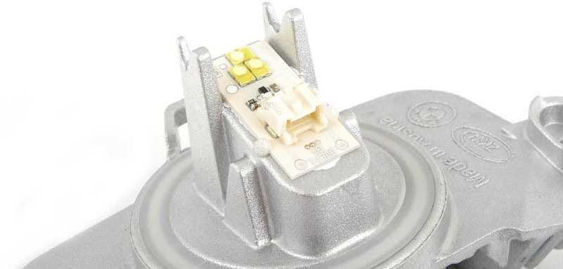 Carso BMW F30 F31 F34 LED modulio remonto blokas, skirtas angeliniams/dieniniams žibintams 63117398766