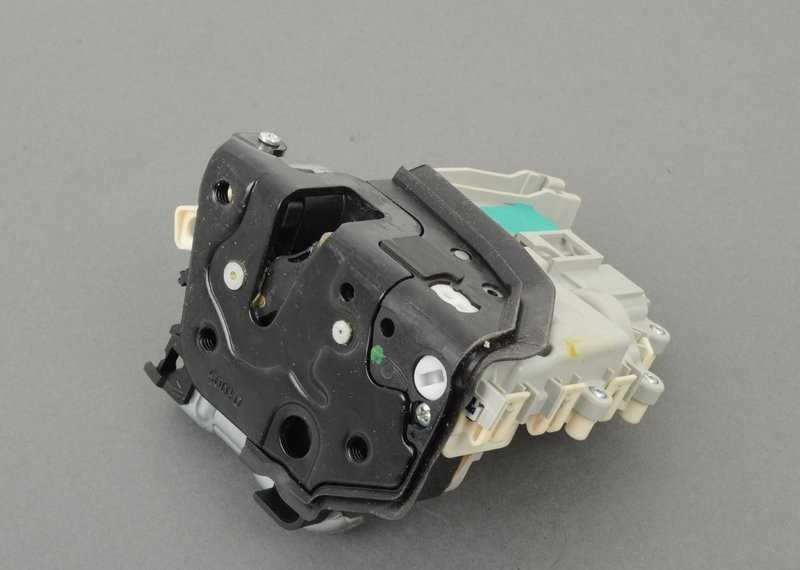 Durų Sraigas VAG Audi A1 A4 A5 A6 A7 A8 Q3 Q5 Q7 Originalus 8J1837016F
