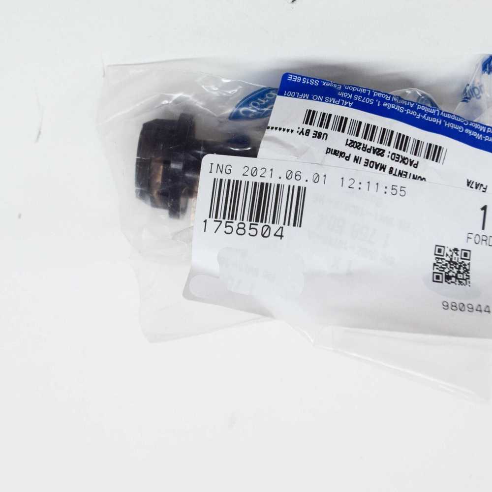 FORD KUGA C520 MK2 priekinis variklio dangčio bamperis originalus 1758504 8V41-16C618-BE