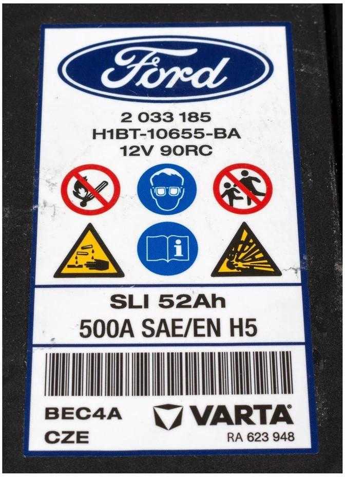 Ford Starteris Baterija 12V 52Ah 500A Fiesta VII Puma Originalus 2033185