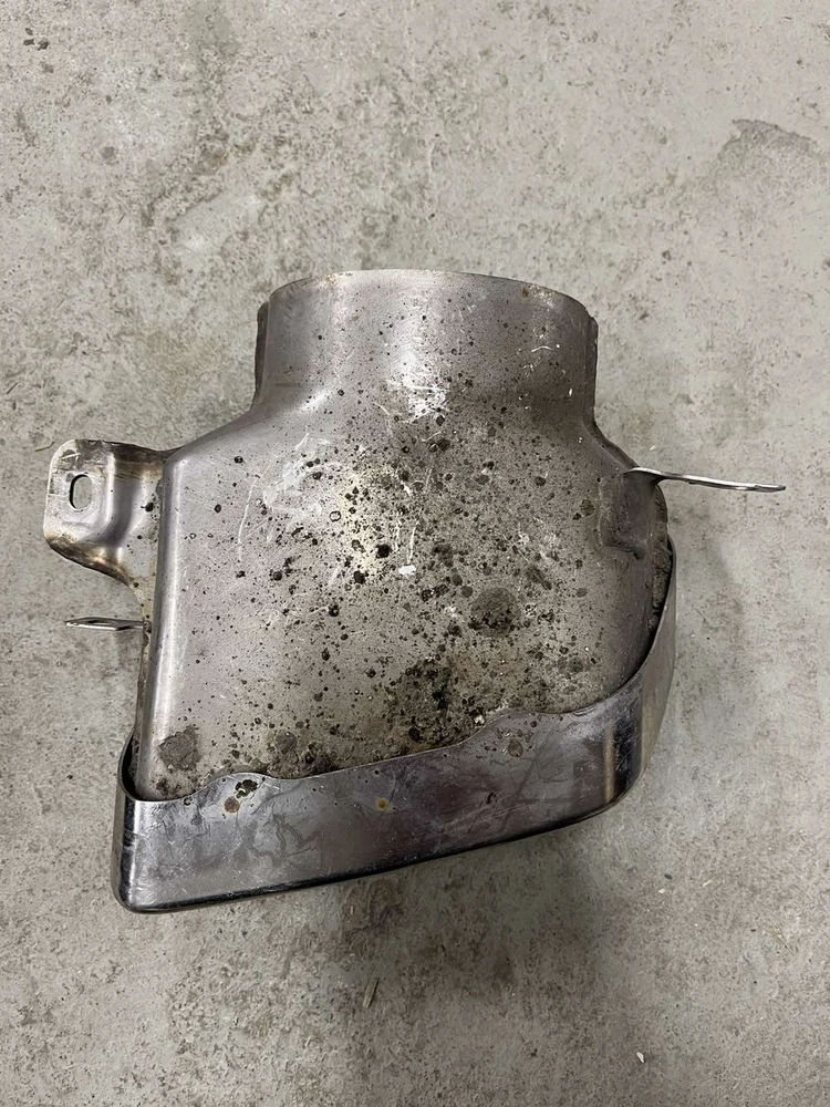 Galinio Vamzdžio Dangtelis MERCEDES BENZ E 220 E 250 E 350 Originalus A2054901027