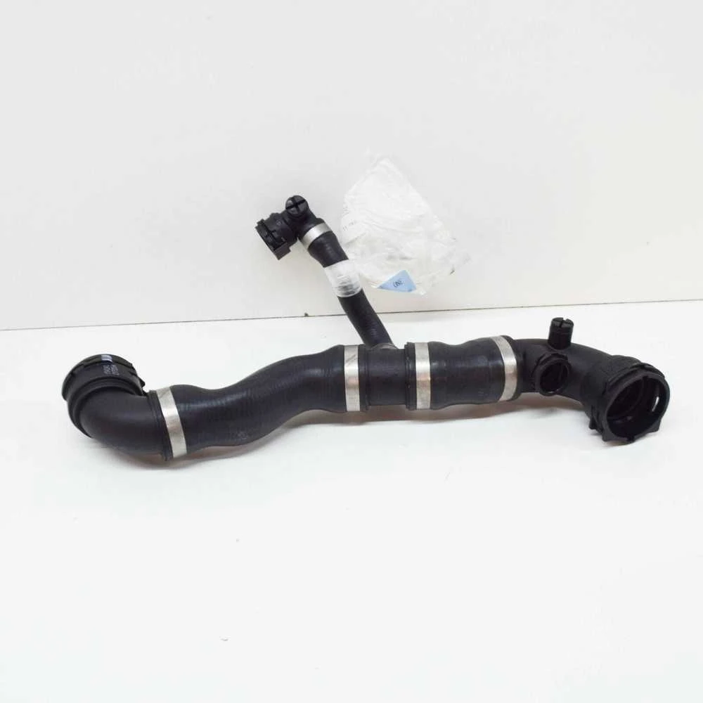 Genuine radiatoriaus aušinimo žarna BMW X3 E83 X3 2.0i SUV 17113404071