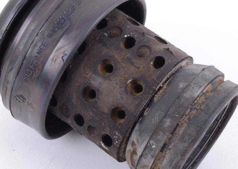 Guminis Metalinis Elementas VAG Volkswagen Golf Jetta 1H0199609B Originalus