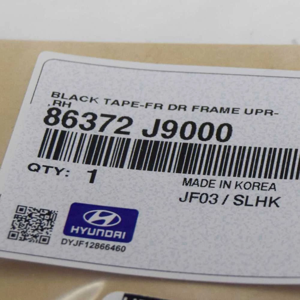 HYUNDAI Front Door Frame Upper Right Juodas Tape
