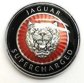 Jaguar XK 8 X100 Priekinis Bamperio Grotelės Emblema Ženklelis HJB5900AA NAUJAS ORIGINALUS
