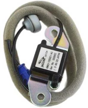 Jaguar Xk Coupe X150 Antena Originalus C2P24351