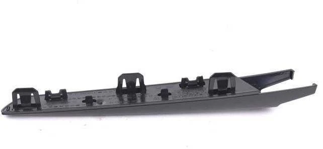 Juoda Dešinė Fender Grille BMW F82 F83 M4 51148068586