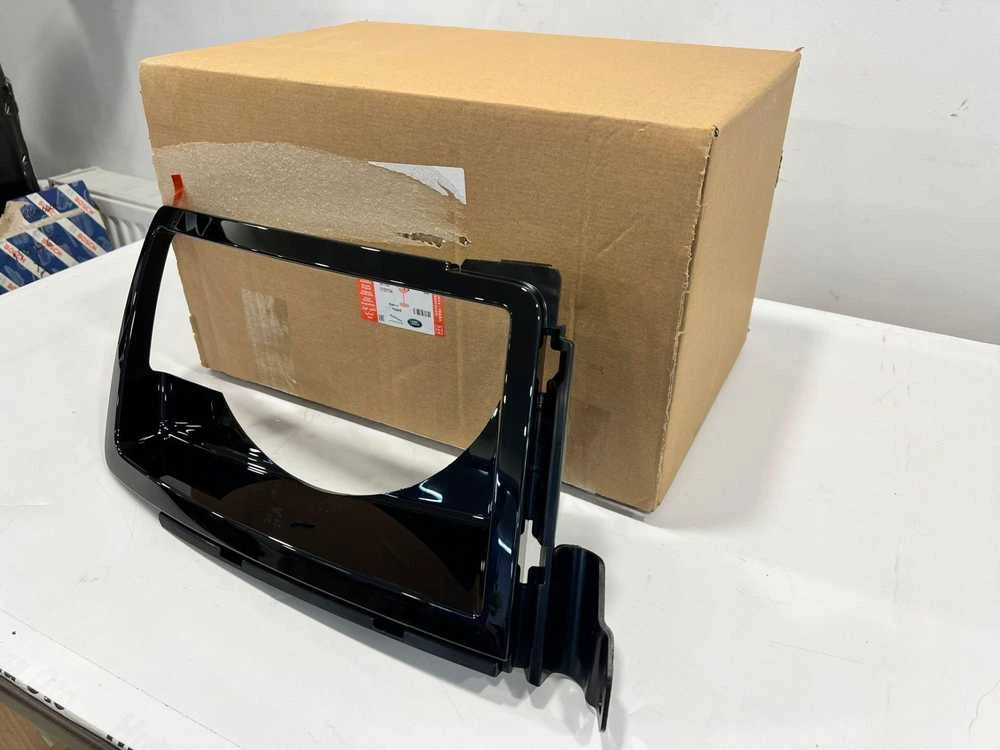 Land Rover Defender 90 110 Dešinės Galinės Šviesos Rėmelis Originalus LR180930