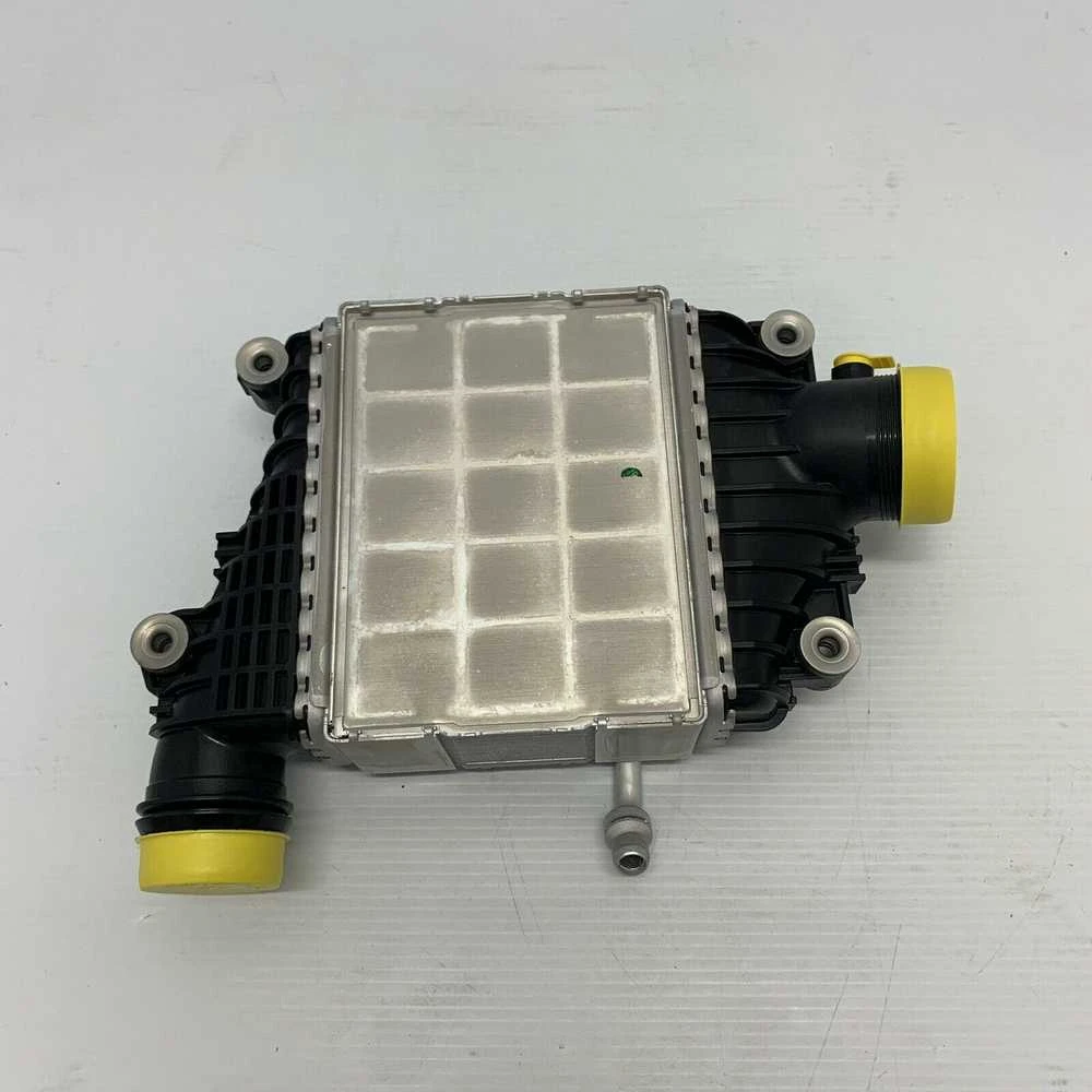 LAND ROVER DISCOVERY V L462 Intercooleris Radiatorius LR139045 NAUJAS ORIGINALUS
