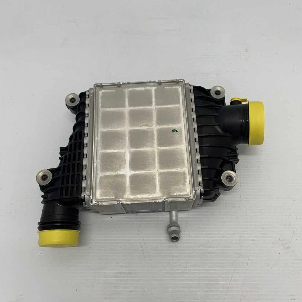 LAND ROVER DISCOVERY V L462 Intercooleris Radiatorius LR139045 NAUJAS ORIGINALUS