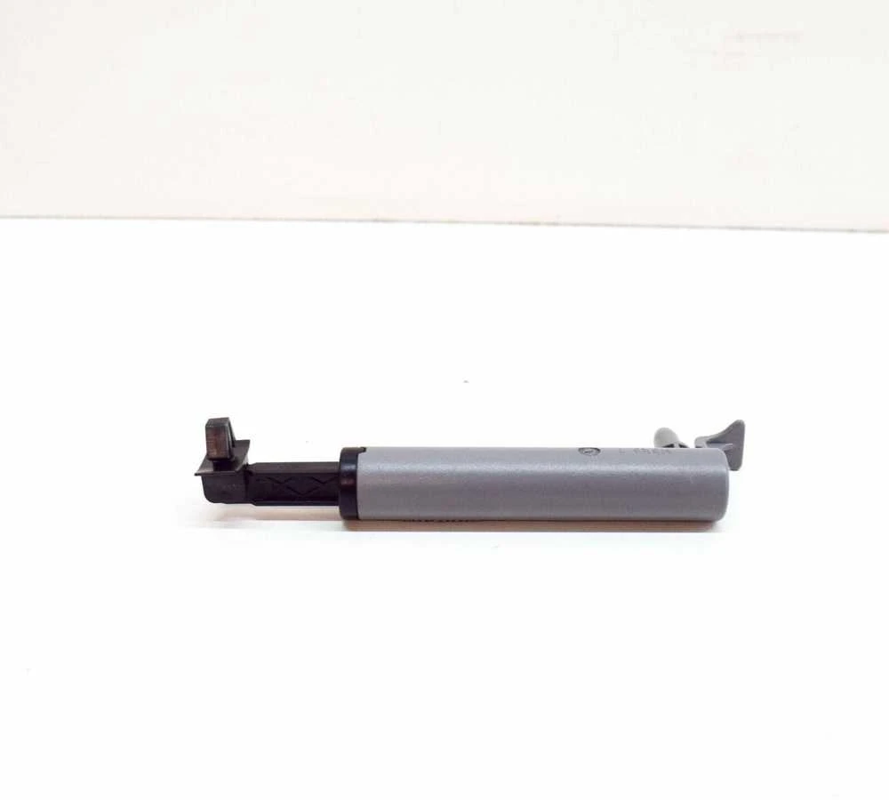 LAND ROVER FREELANDER L359 Pirštinės dėžės atrama LR039802 NAUJA ORIGINALI