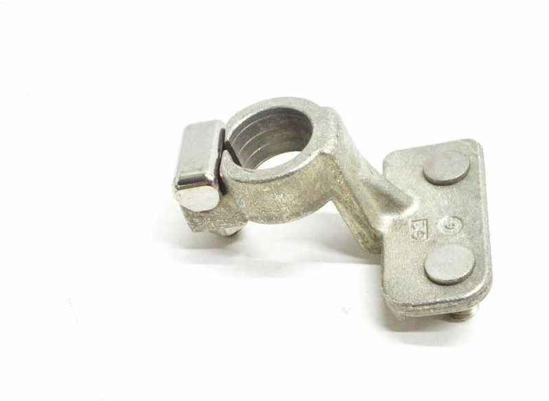 LAND ROVER LR FREELANDER L359 teigiamo akumuliatoriaus kabelio gnybto galas originalus LR002164