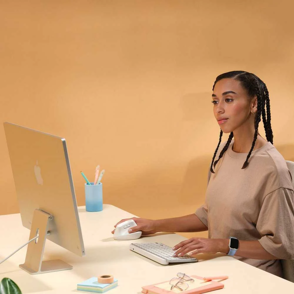 Kompiuterinė pelė Logitech Lift for Mac, Baltos spalvos