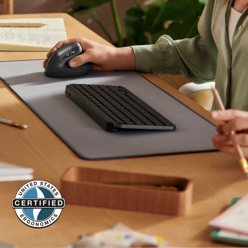 LOGITECH Lift verslui Vertikali pelė ergonomiškas 6 mygtukai belaidis Bluetooth 2.4 GHz Bolt USB imtuvas off-baltas