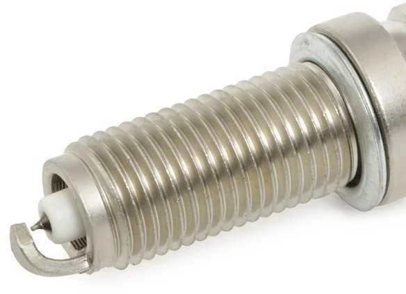 MAGNETI MARELLI uždegimo žvakė 062707000068 A0041593903