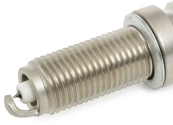MAGNETI MARELLI uždegimo žvakė 062707000068 A0041593903