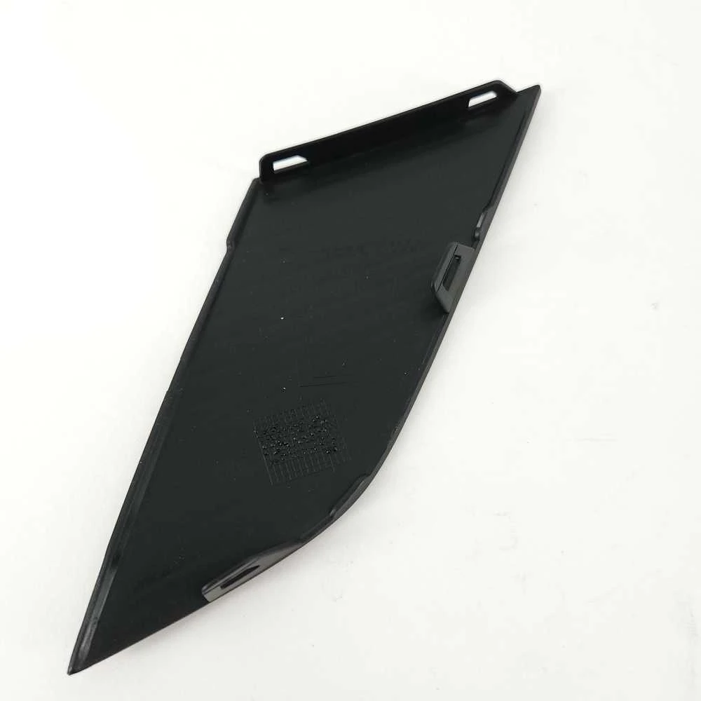 Mazda CX-3 2016-2021 Kairės Pusės Bumper Molding Insert Filler Originalus D10L50C22