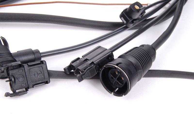 Mercedes Benz E 500 W124 Variklio Kabeliu Rinkinys Originalus A1245439526