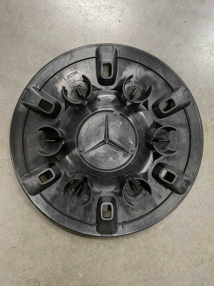 Mercedes Benz "Mercedes Sprinter" W906 centrinis dangtelis 16 colių ratams