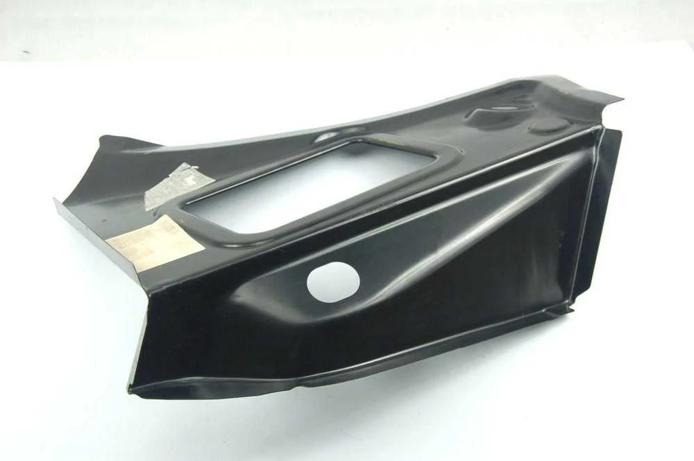 Mercedes Benz GL 350 GLS 350 Galinio Sparno Skydas Originalus A1666370460