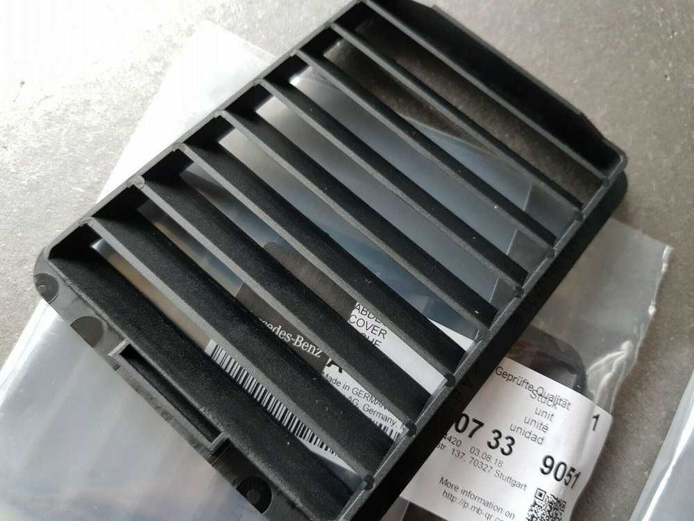 Mercedes Benz Originalios Mercedes W461 W463 ventiliacijos grotelės A46369407339051