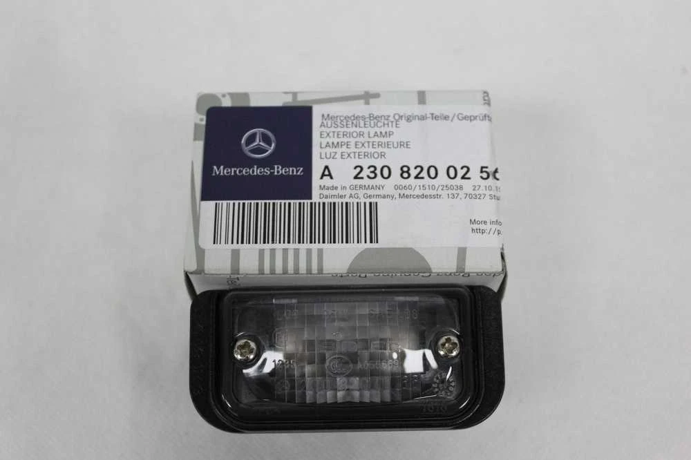 Mercedes-Benz R230 W209 valstybinio numerio ženklo lemputės žibintas originalus A2308200256